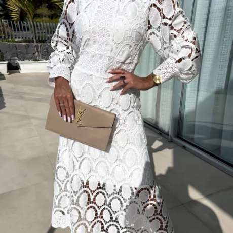 Samantha - Elegant Lace Dress